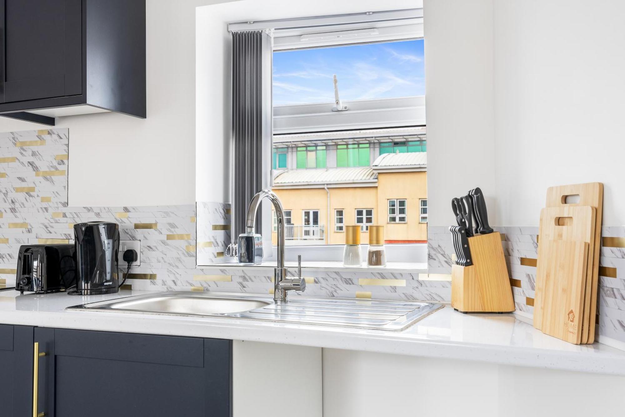Boutique Family Apartment In Jewellery Quarter For 6 Birmingham Buitenkant foto